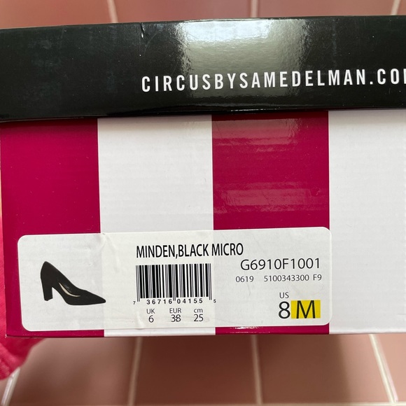 Black suede chunky heel pumps - Picture 6 of 6